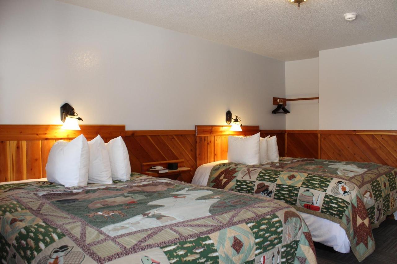 Alpine Motel Of Cooke City Exteriör bild