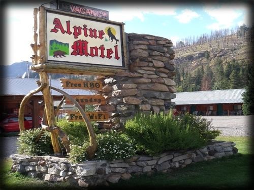 Alpine Motel Of Cooke City Exteriör bild